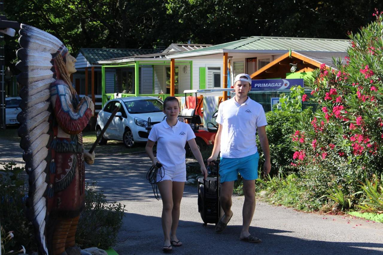 Camping Paradis Family Des Issoux Lalevade-d'Ardeche Exterior photo